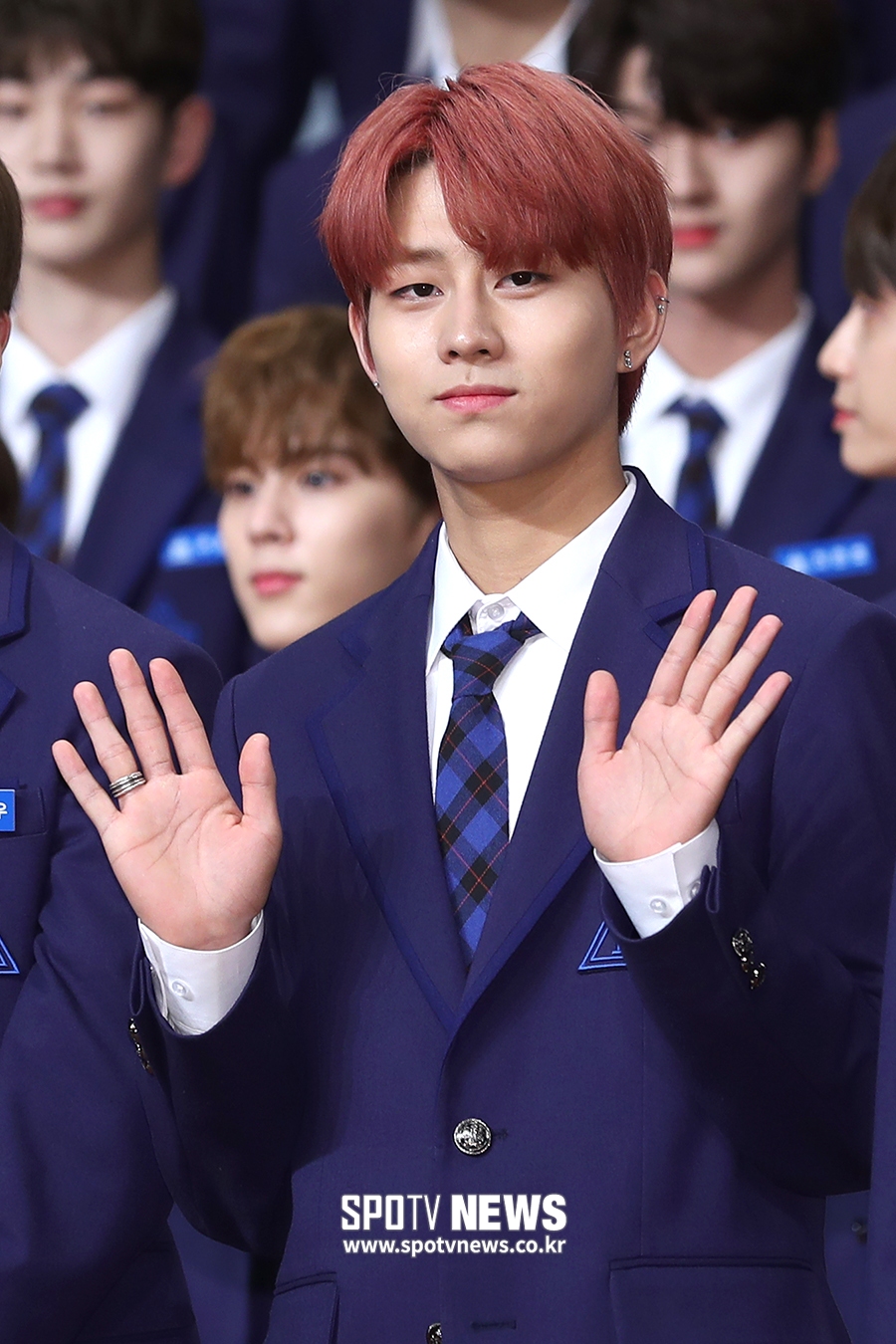 [포토S] '프로듀스 X 101' 허진호, '반갑습니다'