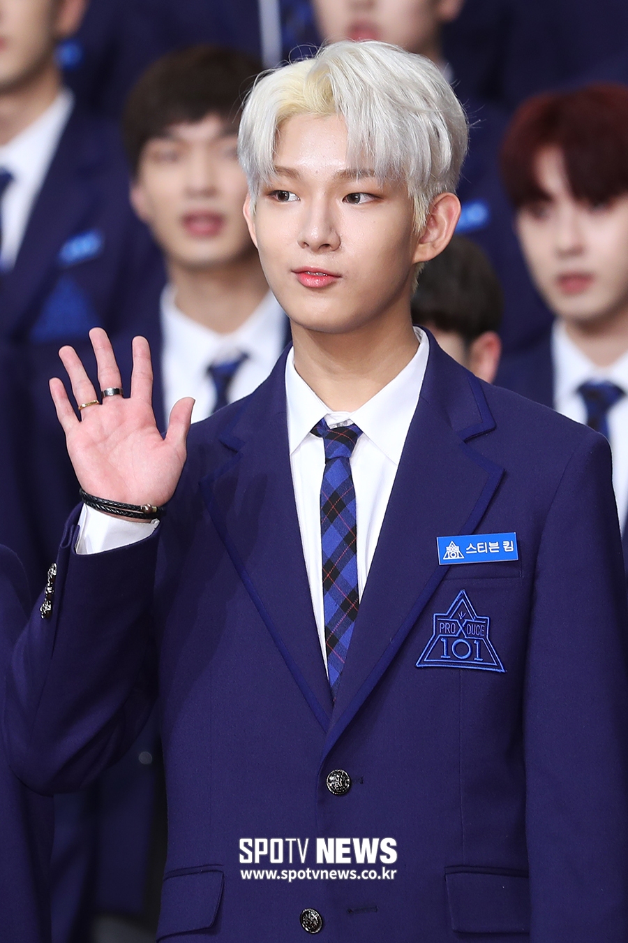 [포토S] '프로듀스 X 101' 스티븐 킴, '금발이 잘 어울려'