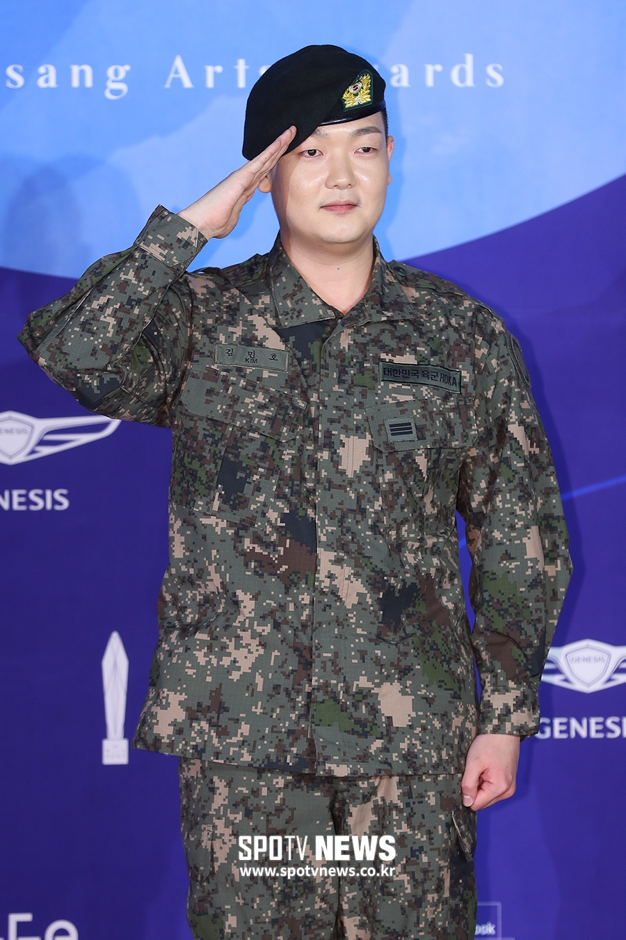 [포토S] 김민호, 군인 신분으로 백상예술대상 참석