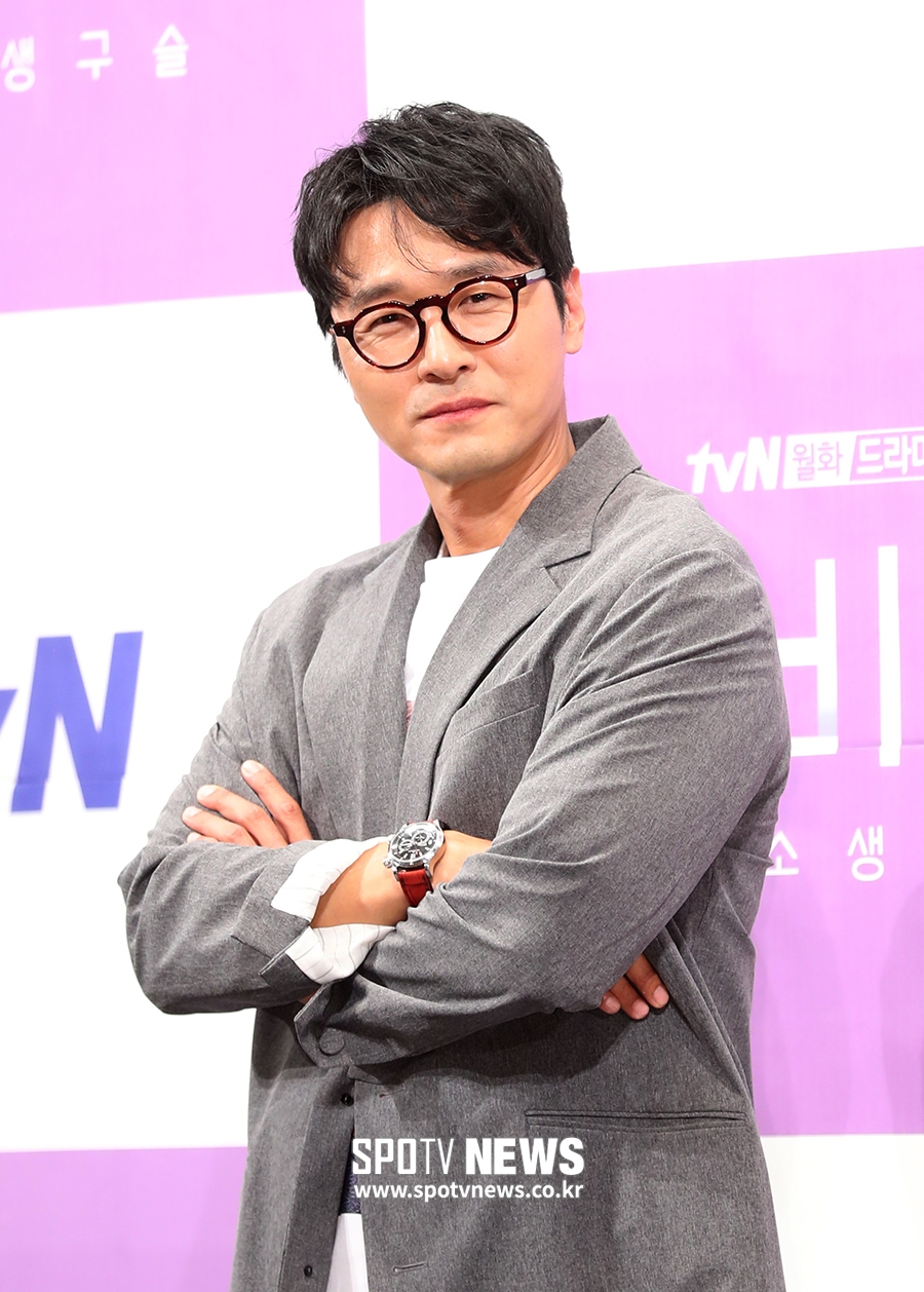 [포토S] 이성재, '반전 캐릭터 기대하세요'
