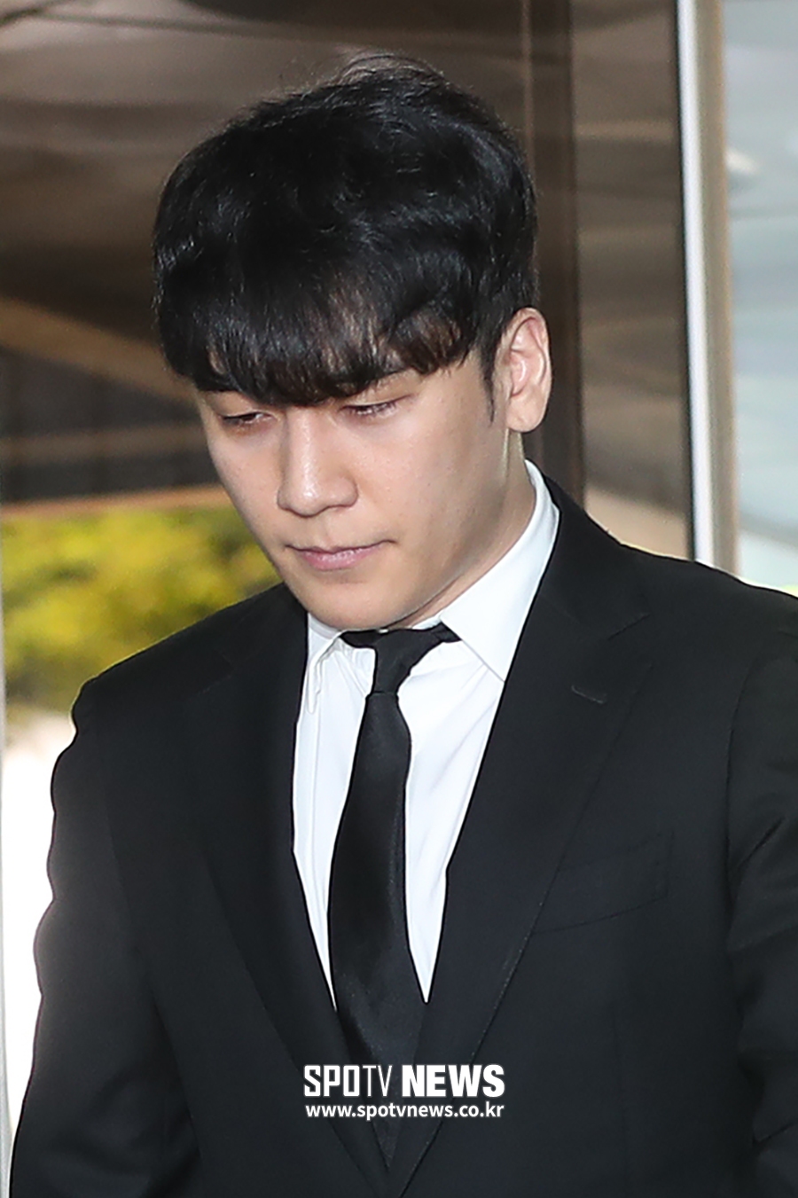 [포토S] 승리, 굳은 표정