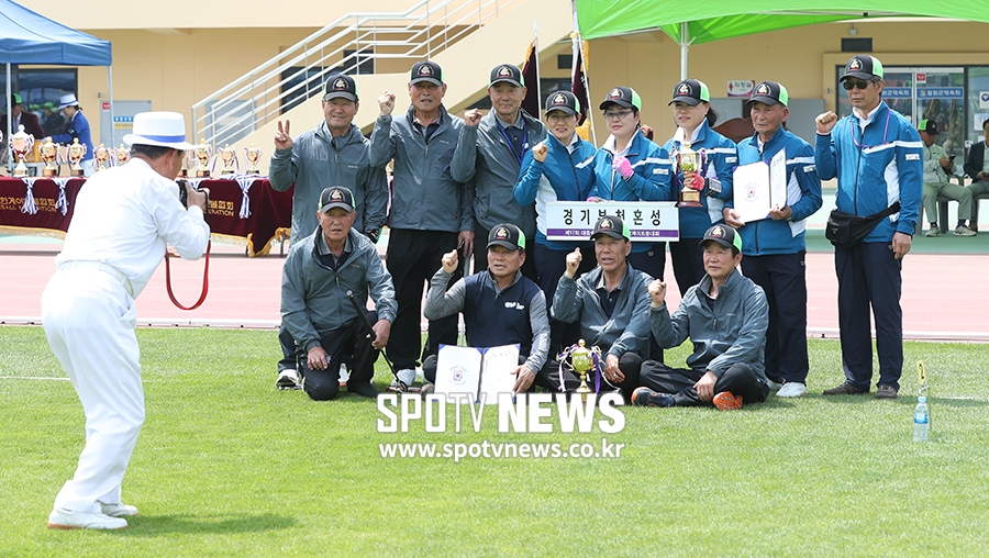 [포토S] 전국게이트볼대회, 기념 촬영 찰칵!