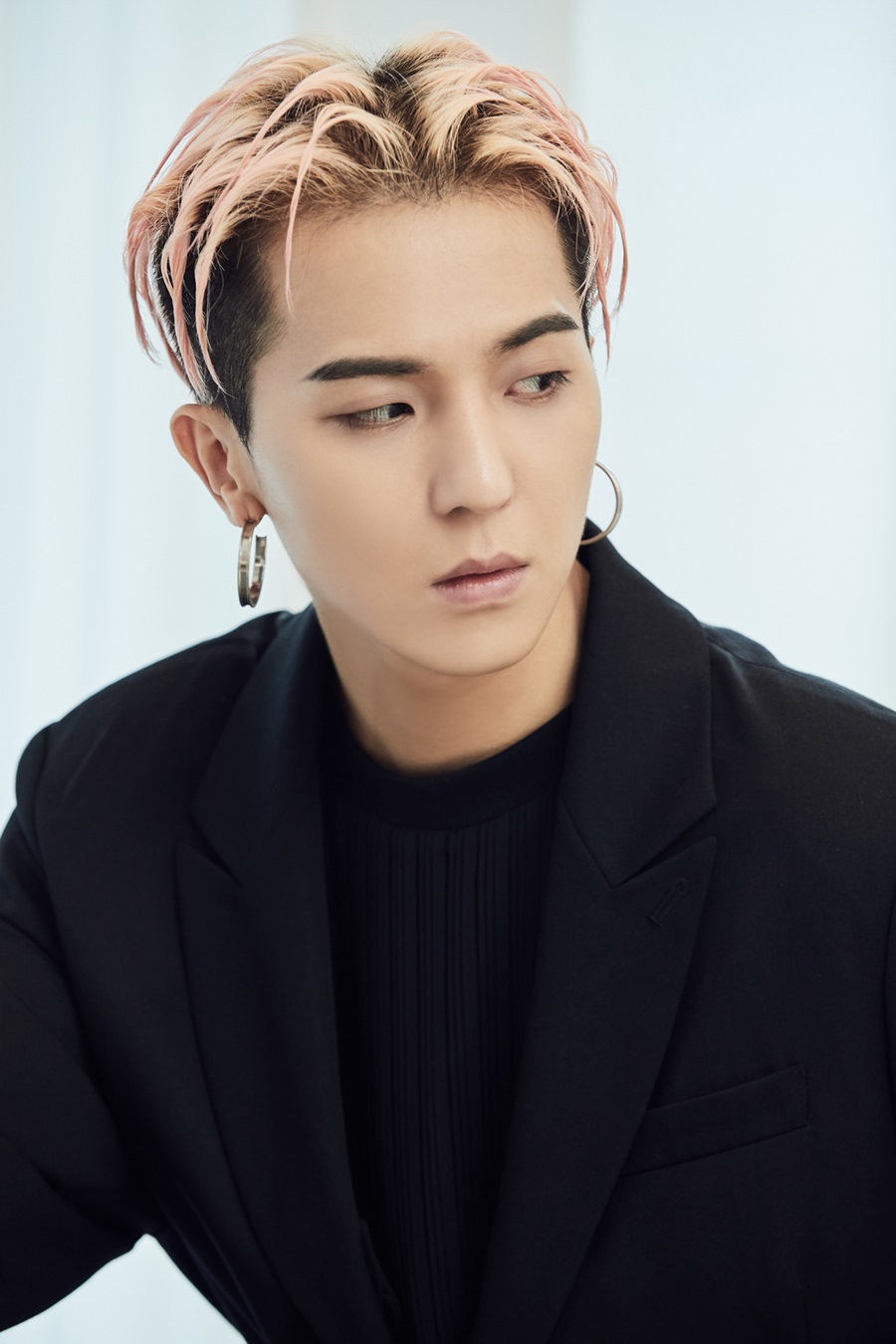 "피·땀·눈물 흘렸다"…위너 송민호가 공개한 '강식당2'의 힌트