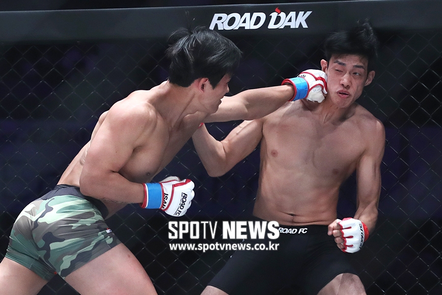 [포토S] 임병하, 정확한 펀치
