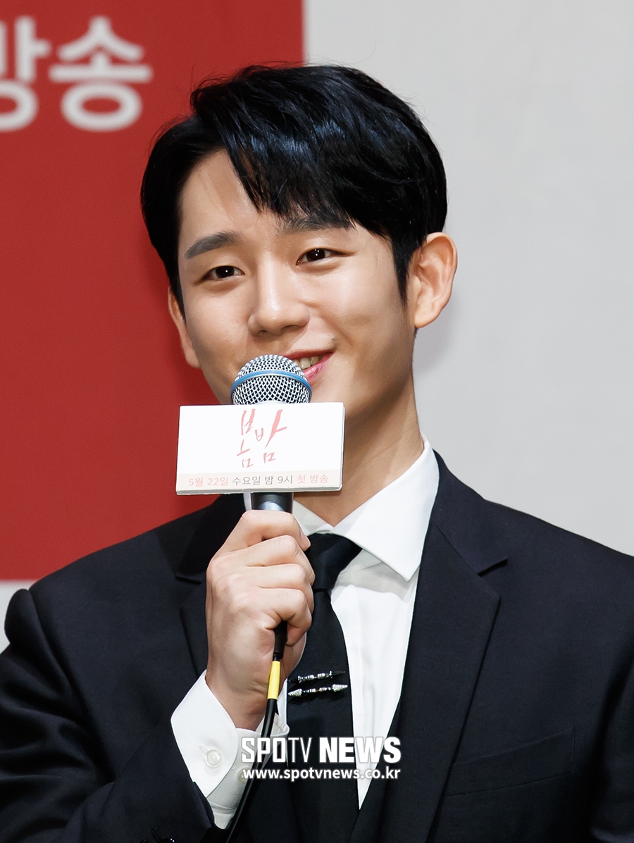[포토S] 인사하는 배우 정해인