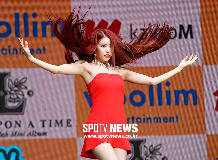 [포토S] 러블리즈 미주, '난 사진 촬영 하나도 달라'