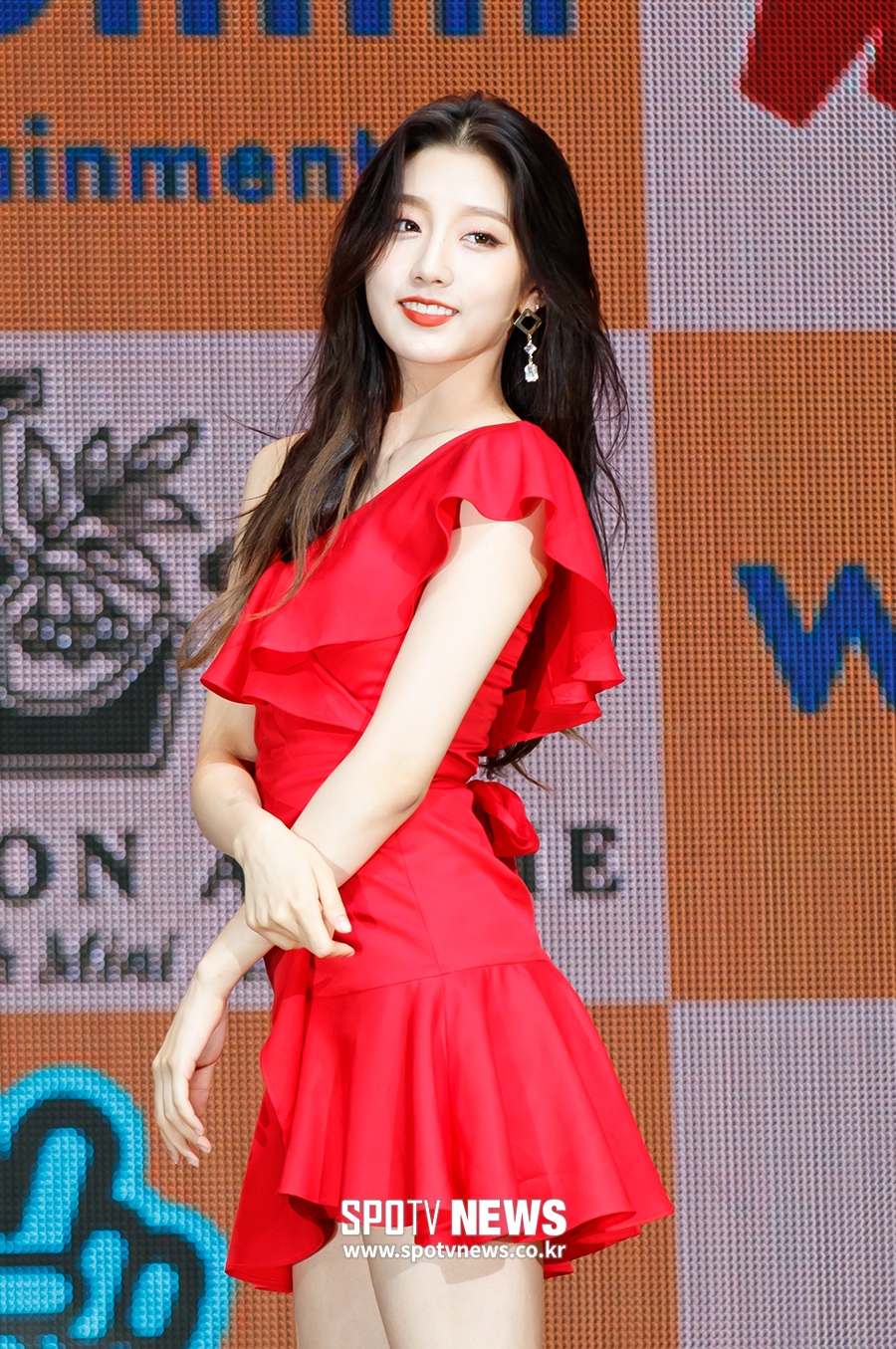 [포토S] 러블리즈 예인, 막내의 꽃미모