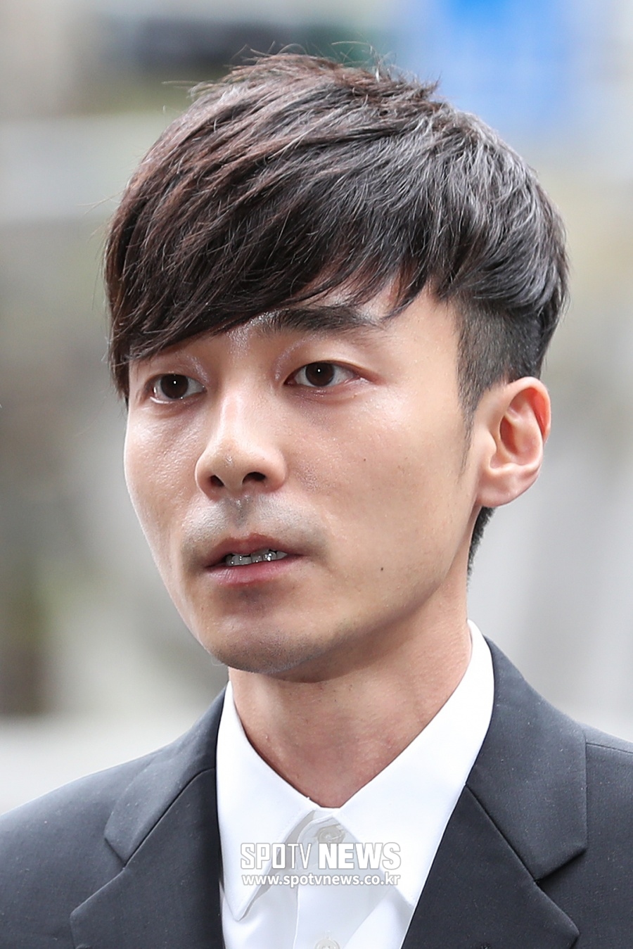 로이킴, 음란물 유포도 문제 안됐다…美 조지타운대 우등 졸업[종합]
