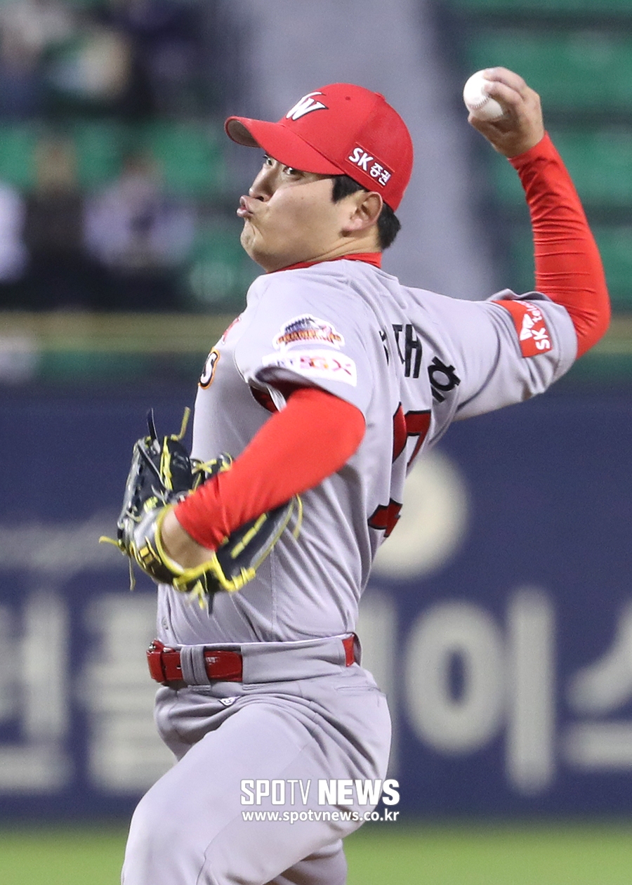 [포토S] '투수 전향' 하재훈, 완벽한 투구