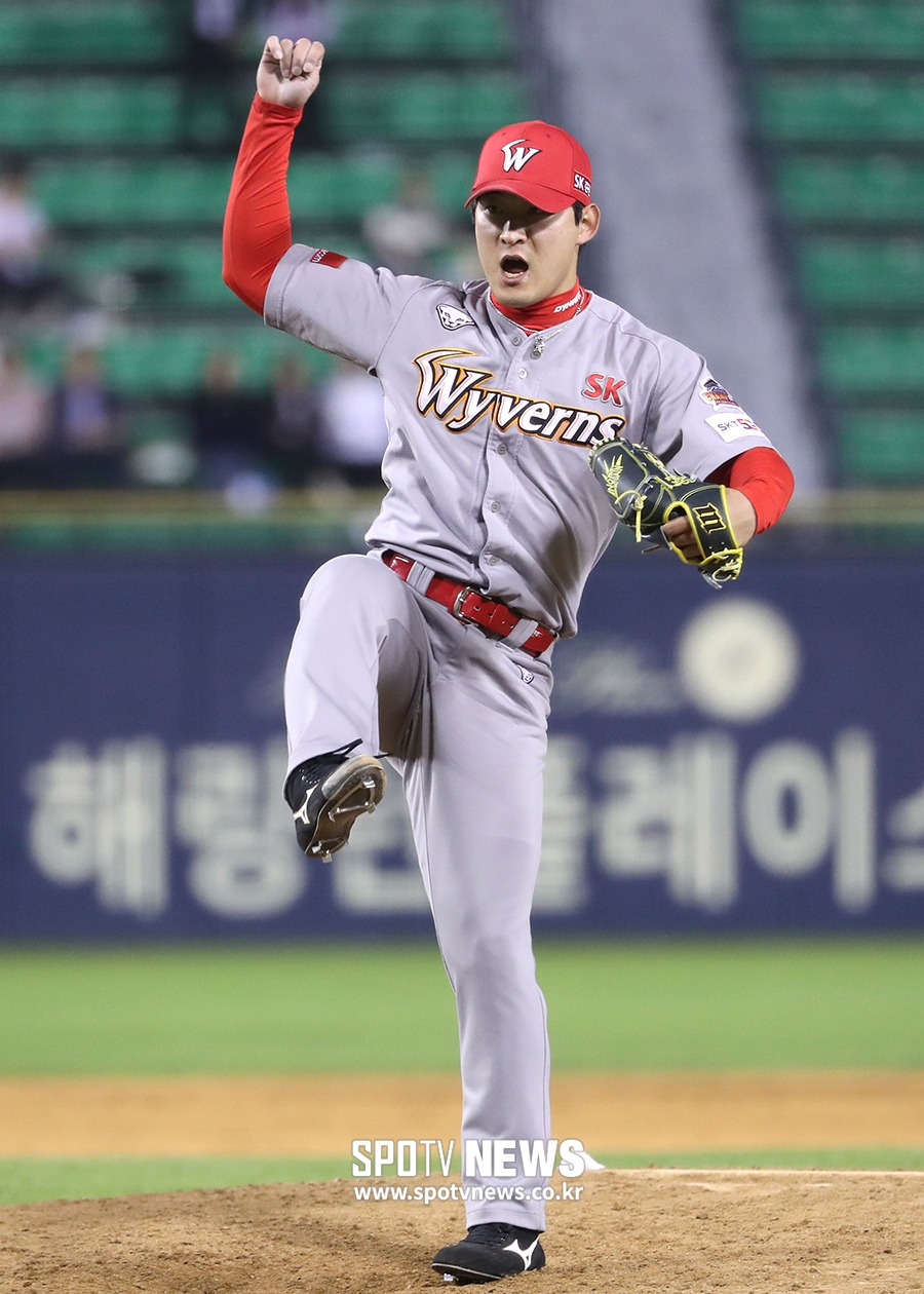 [포토S] 하재훈, 이틀 연속 세이브