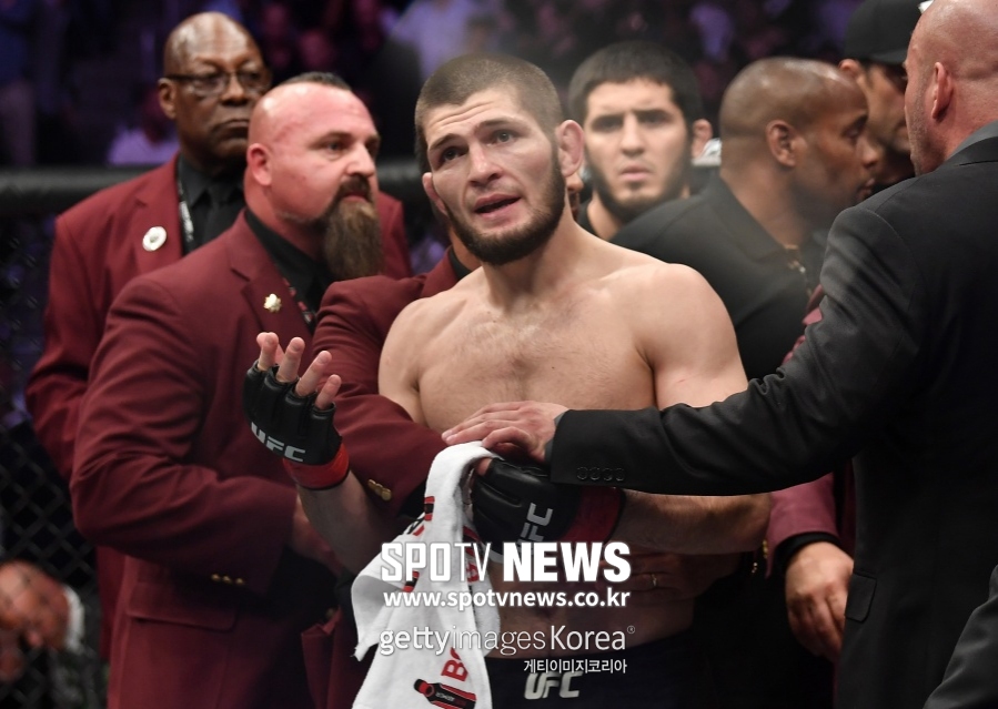 [정오의 UFC] 하빕 vs 포이리에, 카운트다운…"연말엔 하빕 vs GSP"
