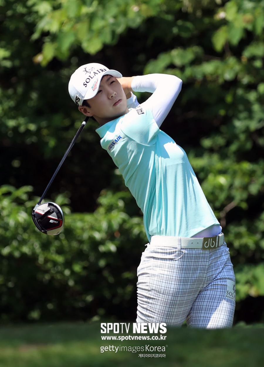 '5언더파' 박성현, 퓨어실크 챔피언십 2R 공동 13위 도약