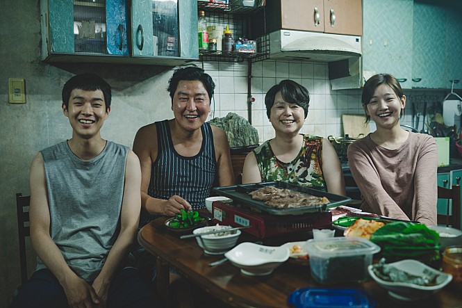 [72nd칸]'어느 가족' 이어 '기생충'…2년 연속 亞가족에 황금종려상…女감독 초강세[종합]