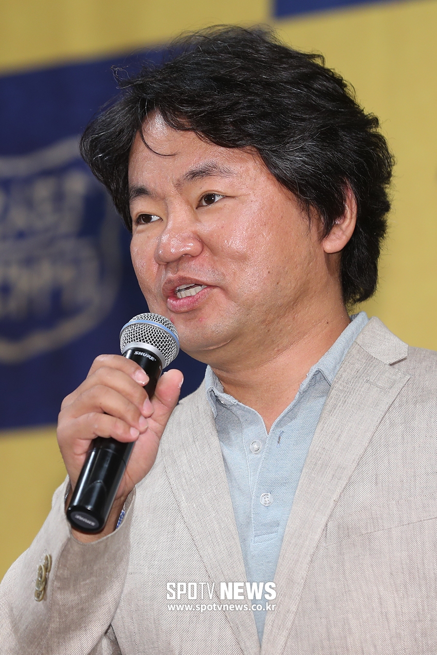 [포토S] 인사말 하는 '아스달 연대기' 김원석 연출