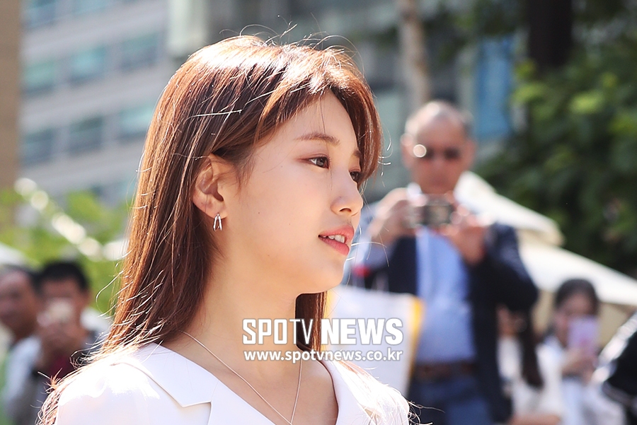 [포토S] 안 찍을 수 없는 수지
