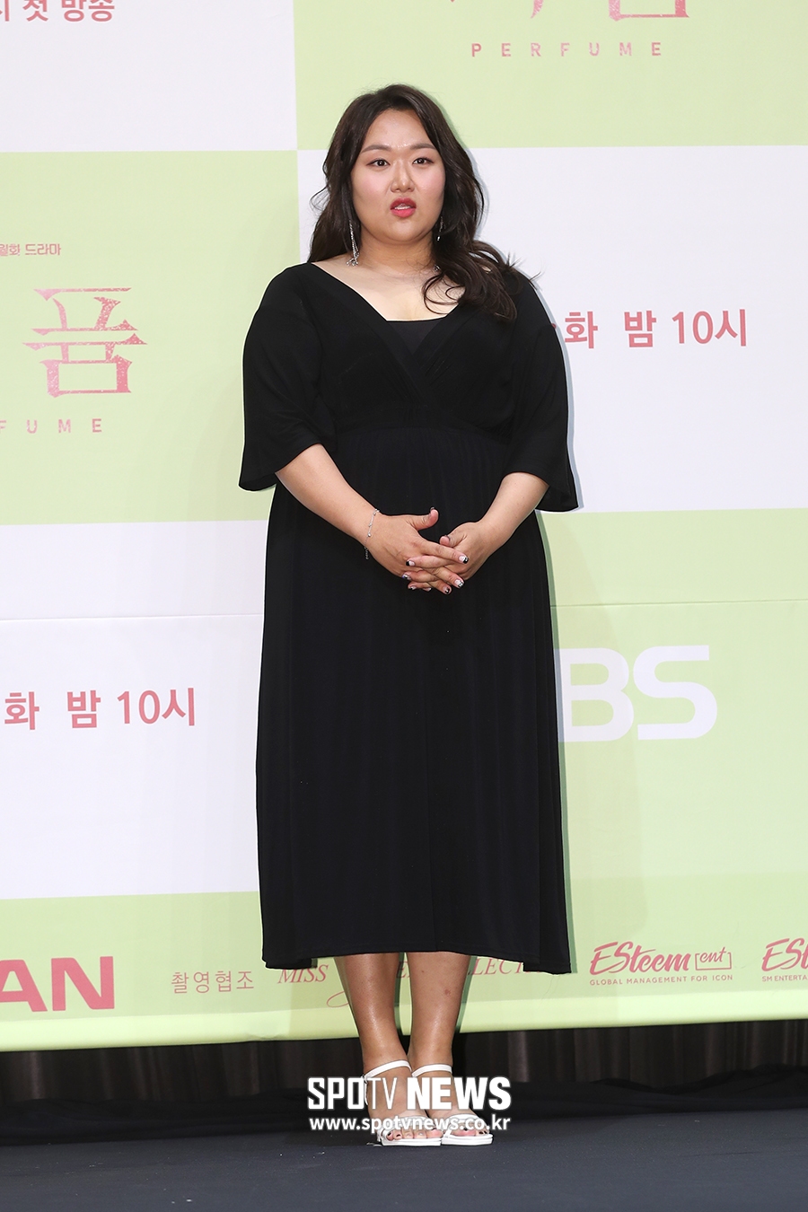 [포토S] 하재숙, 블랙 원피스로 단아하게