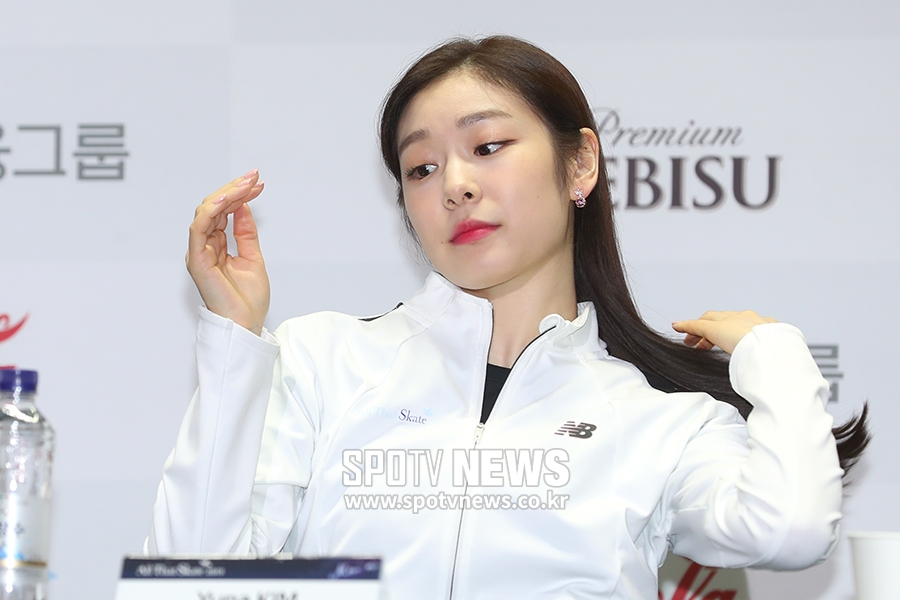 [포토S] 김연아, 머리만 넘겨도 아름다운 피겨퀸