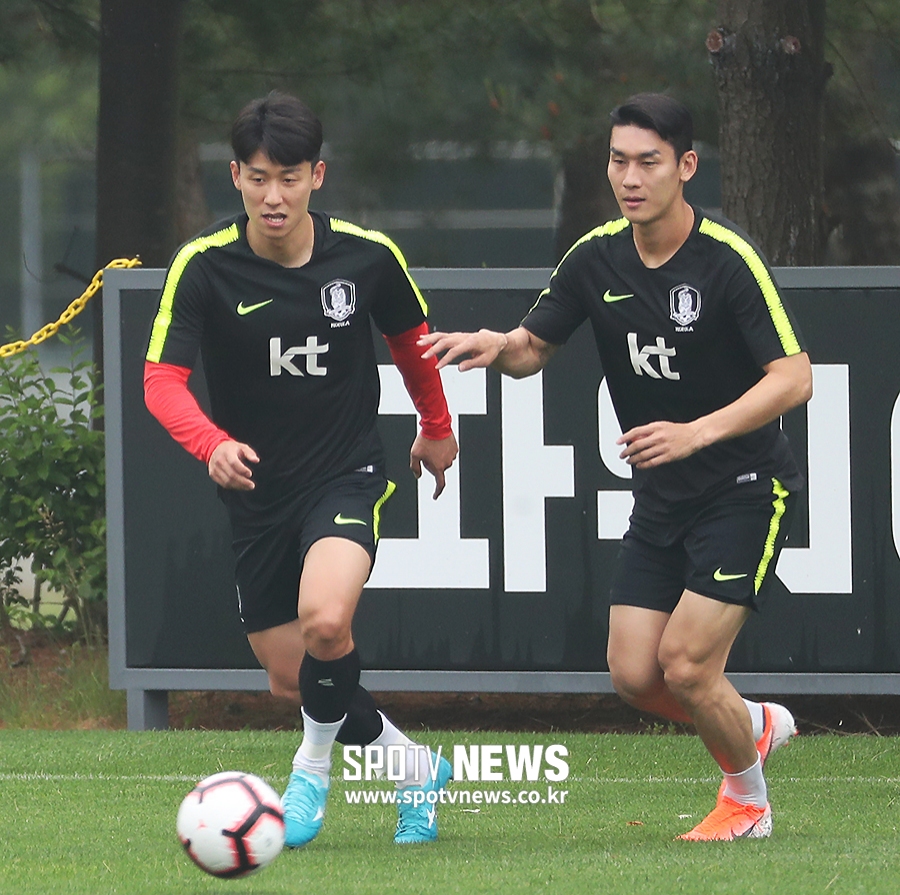 [포토S] 김태환, '용이형한테 많이 배울래요'