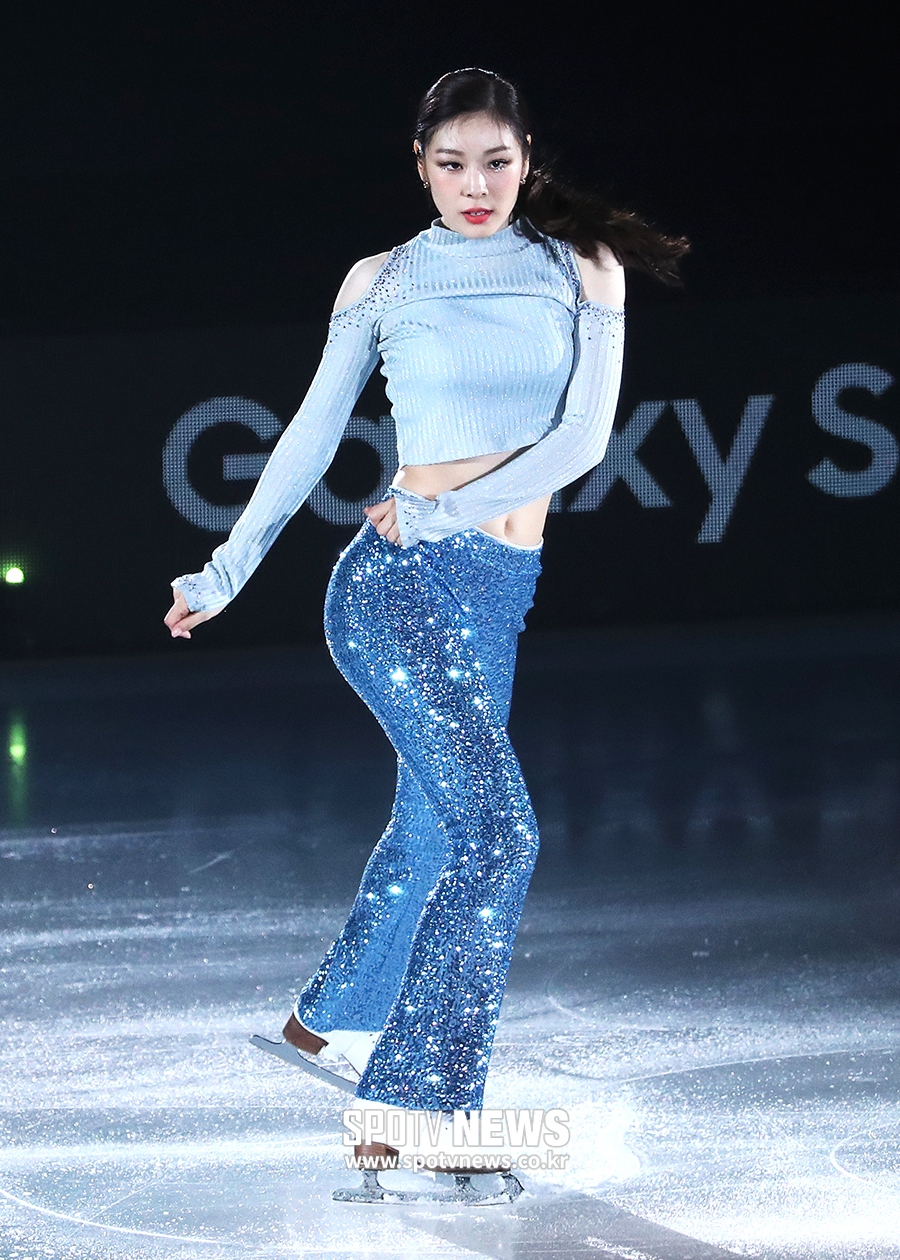 [포토S] 김연아, 강렬한 눈빛 연기