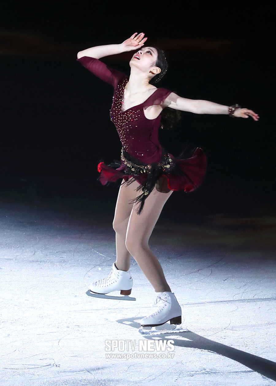 [포토S] 김연아, 애절한 연기
