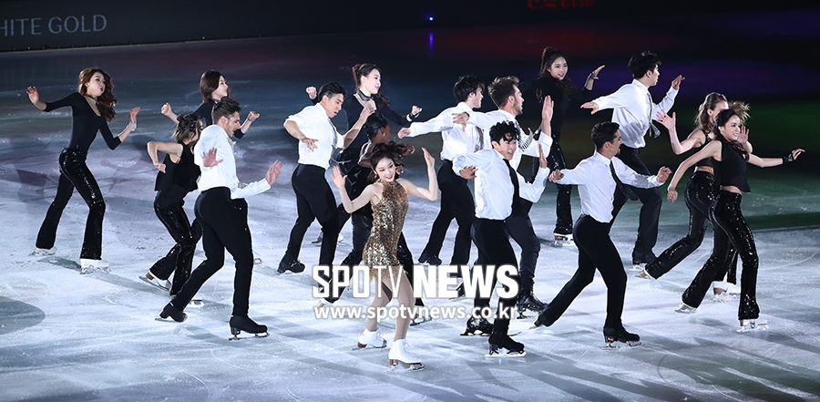 [포토S] 김연아 아이스쇼, 신나는 피날레 무대!