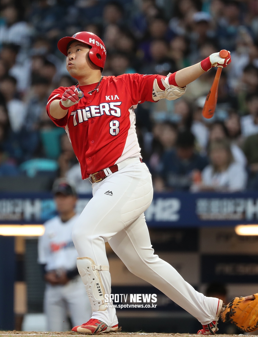 [포토S] 홈런 안치홍, '제대로 걸렸어'
