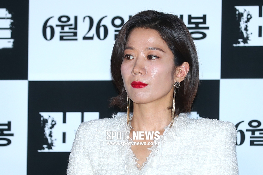 [포토S] 전혜진, 화려한 귀걸이