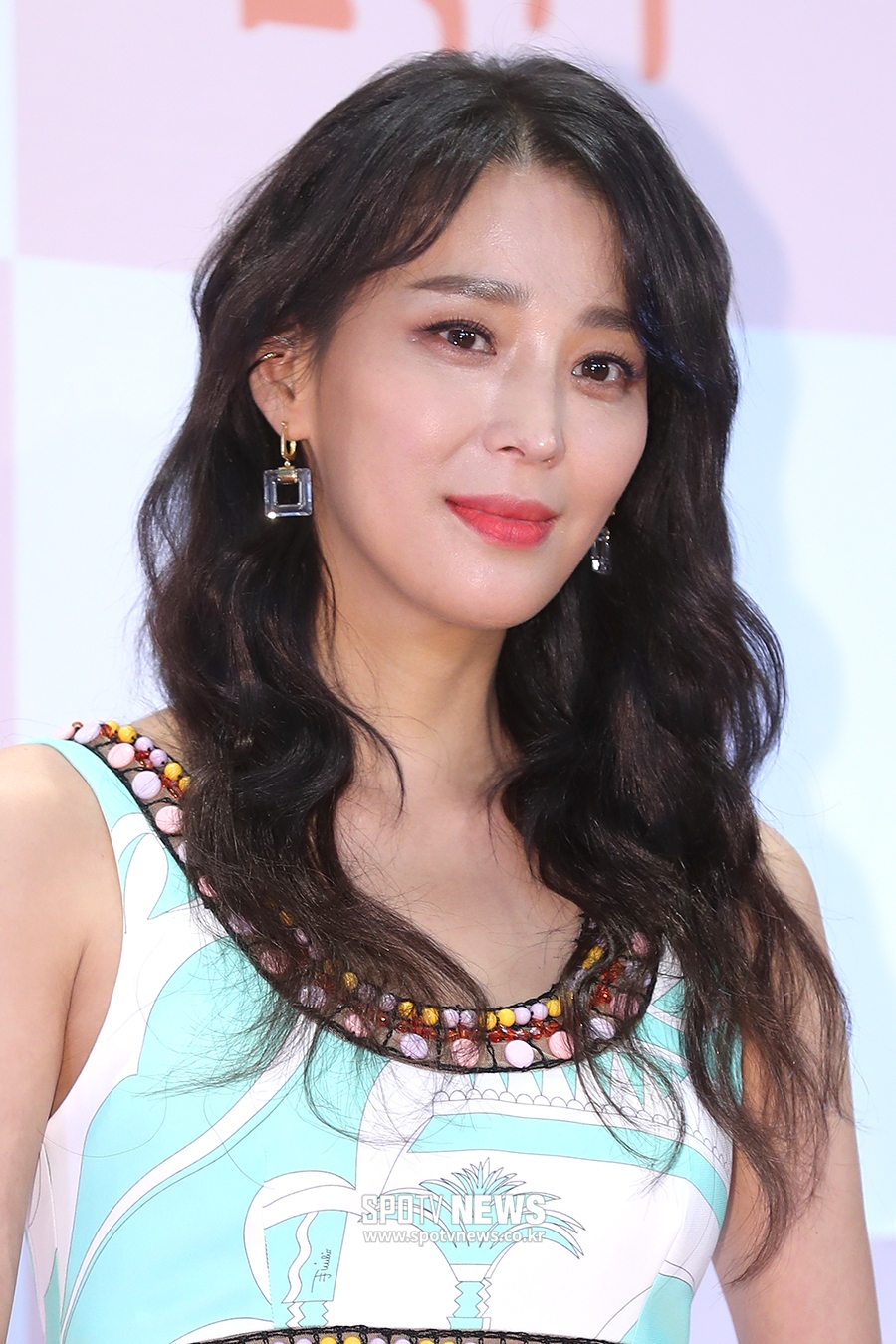 [포토S] 한고은, 매혹적인 얼굴