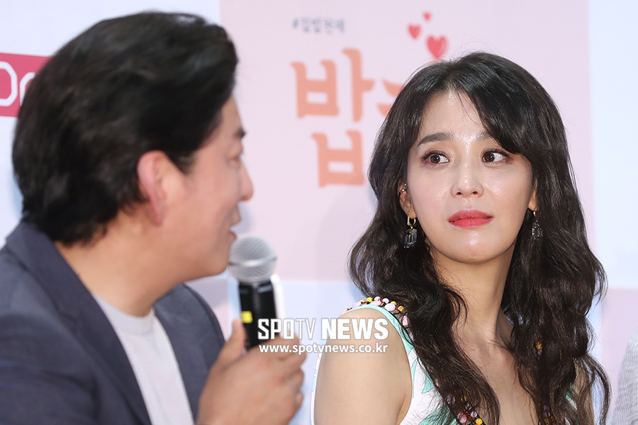 [포토S] 한고은, '그렇게 바라보면 '심쿵''