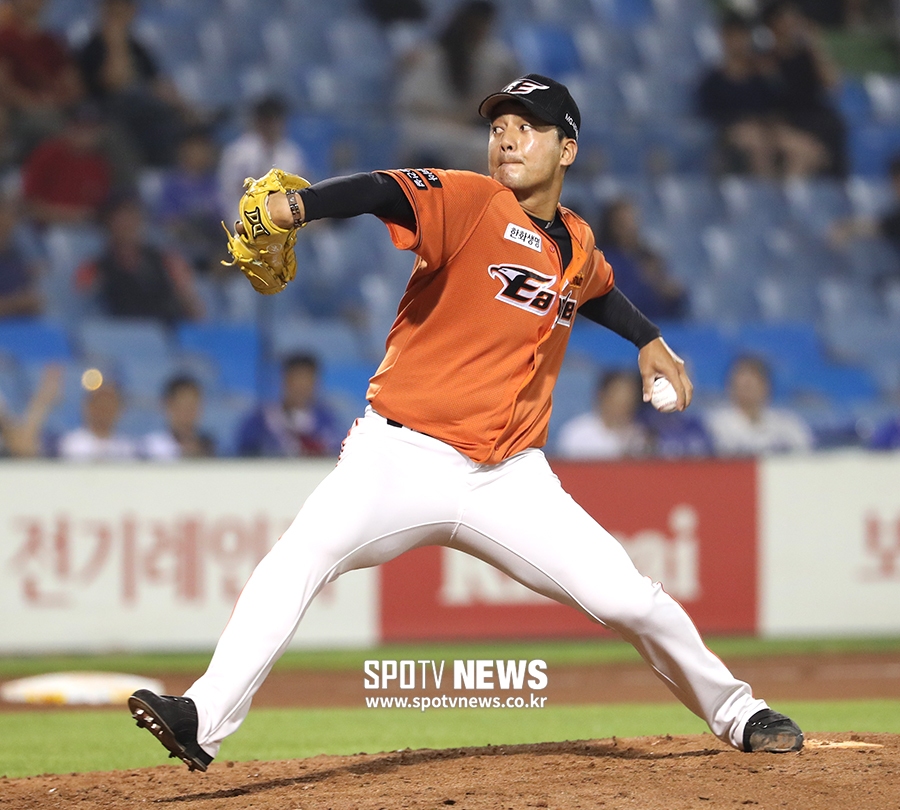 [포토S] 한화의 두 번째 투수 임준섭
