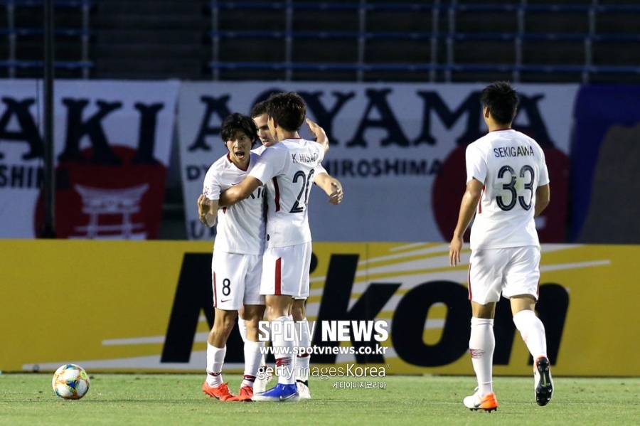 [ACL REVIEW] 가시마 '원정 골'로 8강행 턱걸이, 히로시마와 합계 3-3