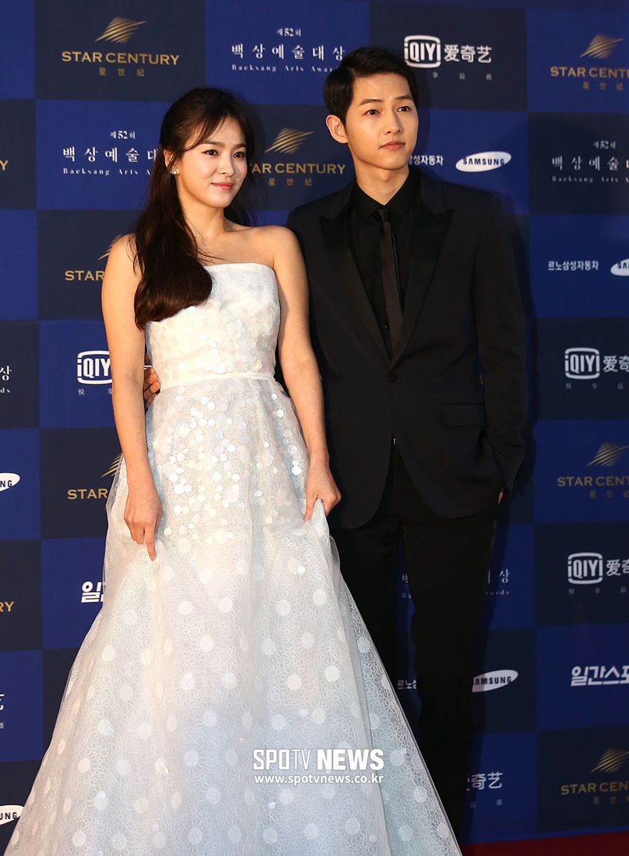 송중기·송혜교 이혼, 亞도 뜨거운 관심…장쯔이 "최선의 선택이라 믿어"