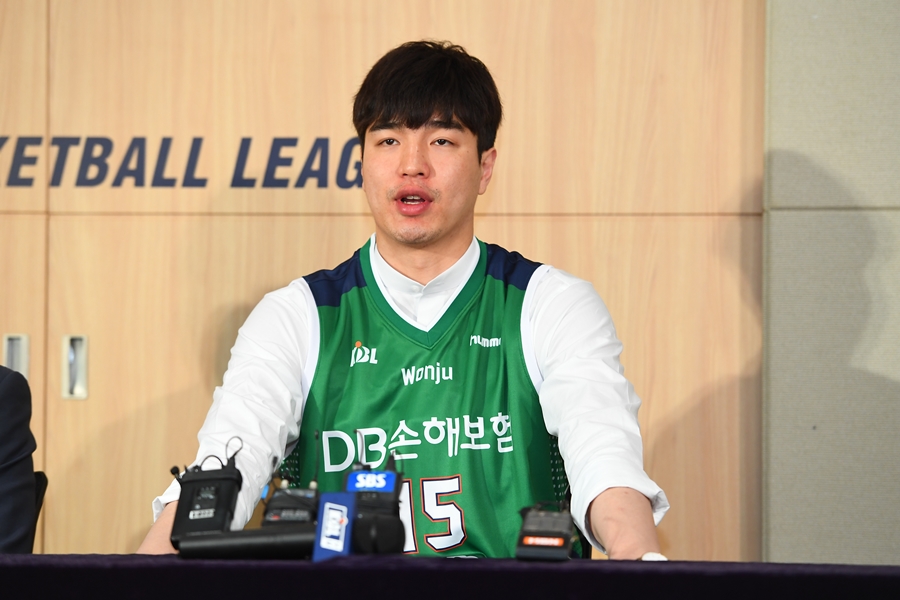 2019-20시즌 KBL 선수 등록 마감…보수 1위 김종규·2위 이정현