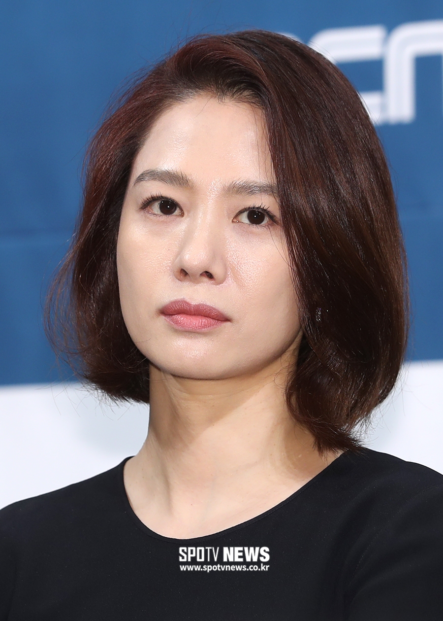 [포토S] 김현주, 범죄자 전문 변호사 포스