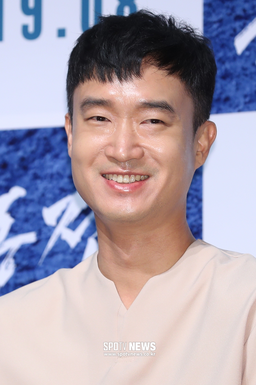 [포토S] 미소 짓는 조우진