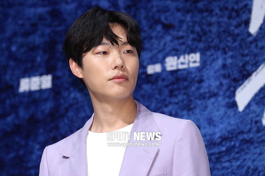 [포토S] 류준열, 감독님이 인정한 진짜 독립군 비주얼
