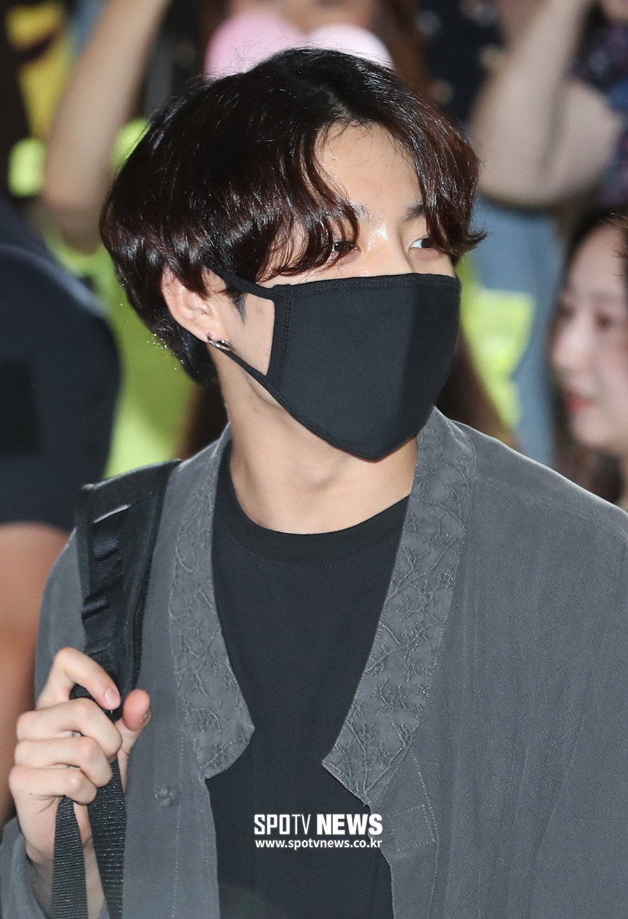 [포토S] 방탄소년단 정국, '가려도 멋있어'