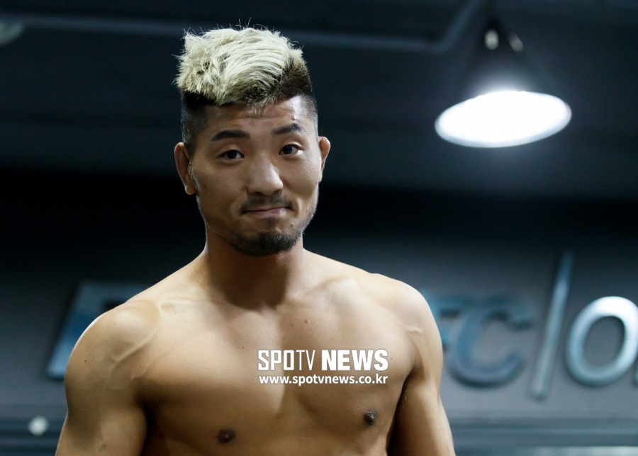 "권아솔, 일본으로 보내 달라"…日라이진, 로드FC에 요청