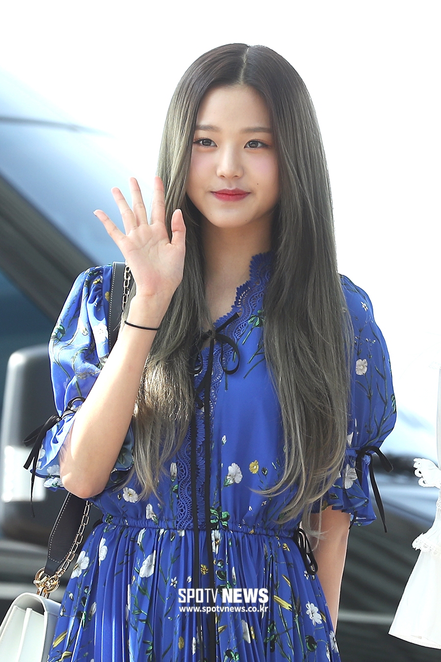 [포토S] 장원영, 상큼 미모 반짝!