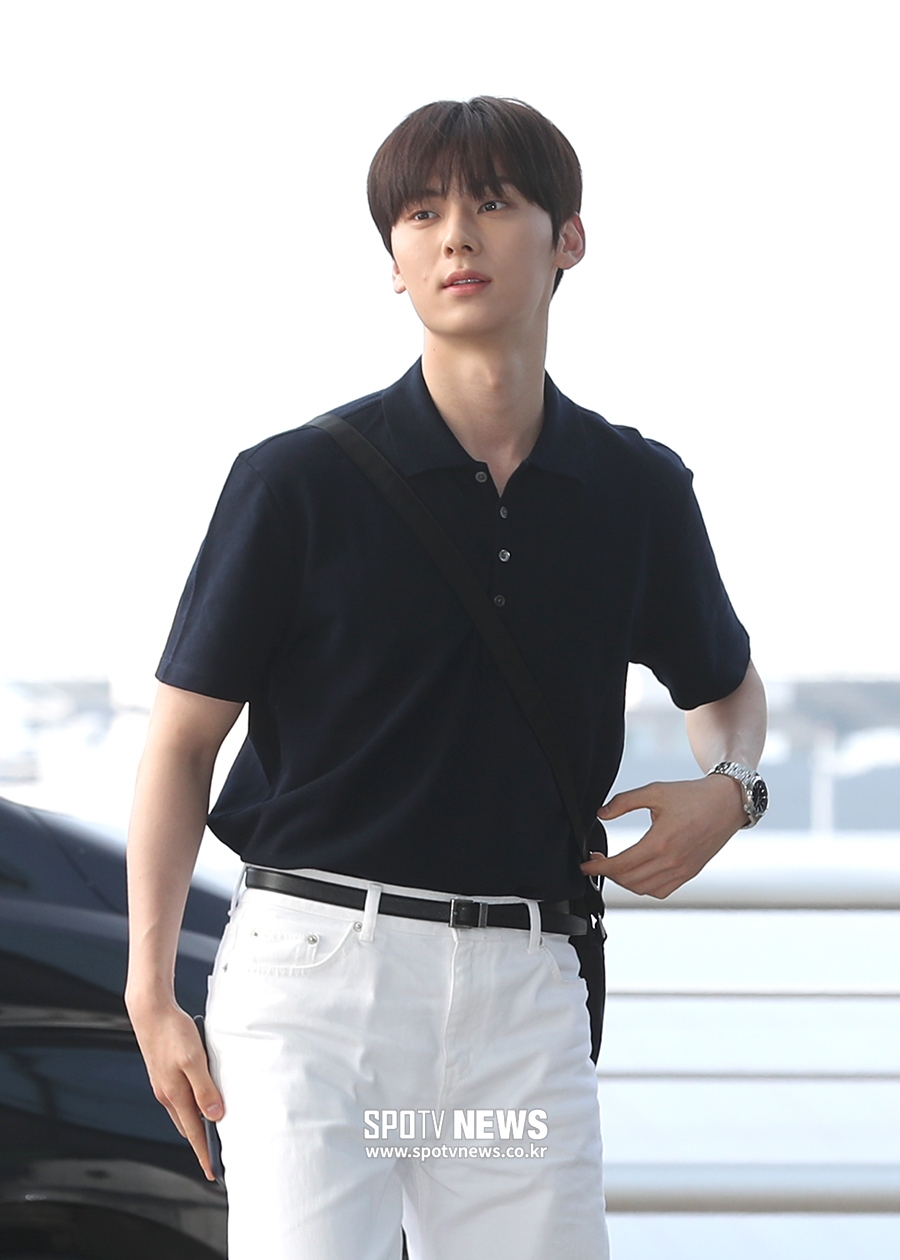 [포토S] 황민현, '빛이 난다'