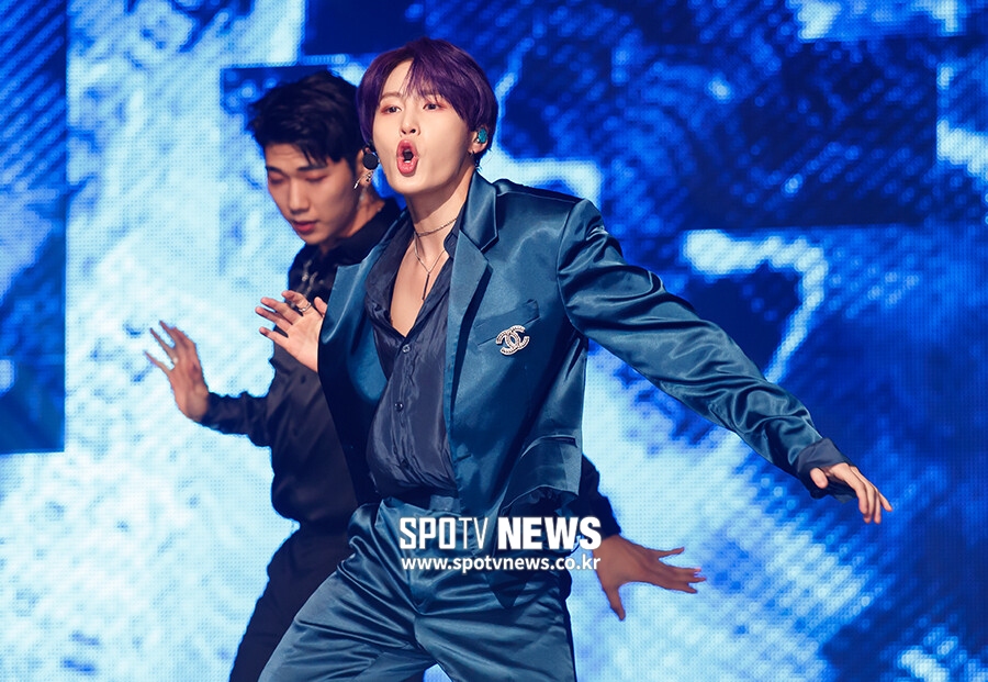 '컴백' 하성운(Ha Sung woon), 청량한 느낌 담은 타이틀곡 'BLUE' [영상]