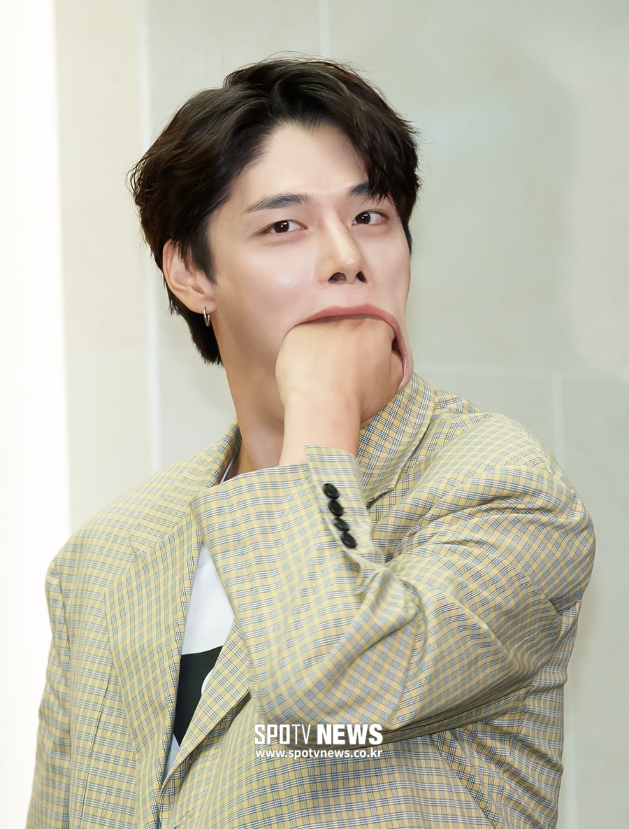 [포토S] 모델 정혁, 이미지 반전 시키는 개인기