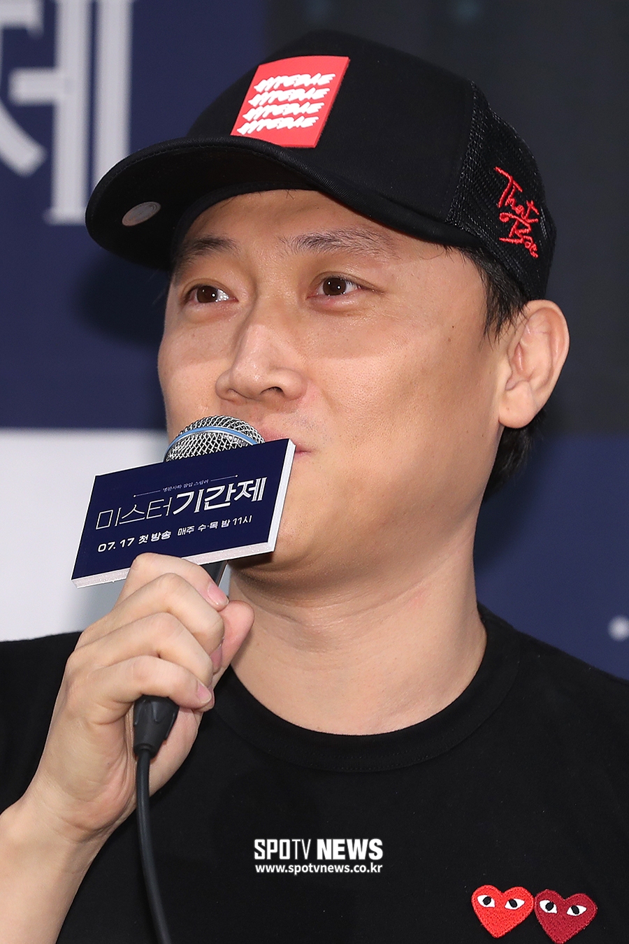[포토S] 인사말 하는 성용일 감독