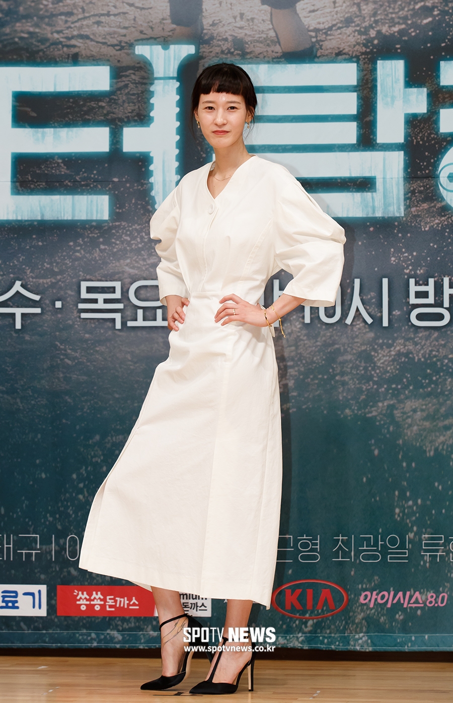 [포토S] 이영진, 모델 출신의 남다른 포즈