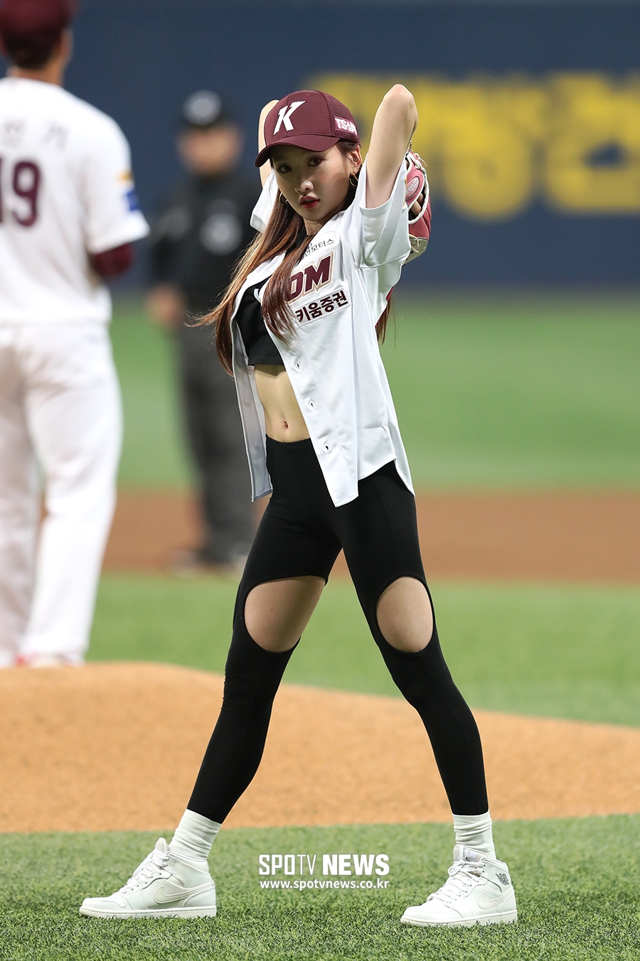[포토S] 위걸스 한정아, '아찔한 시구 보여줄게'