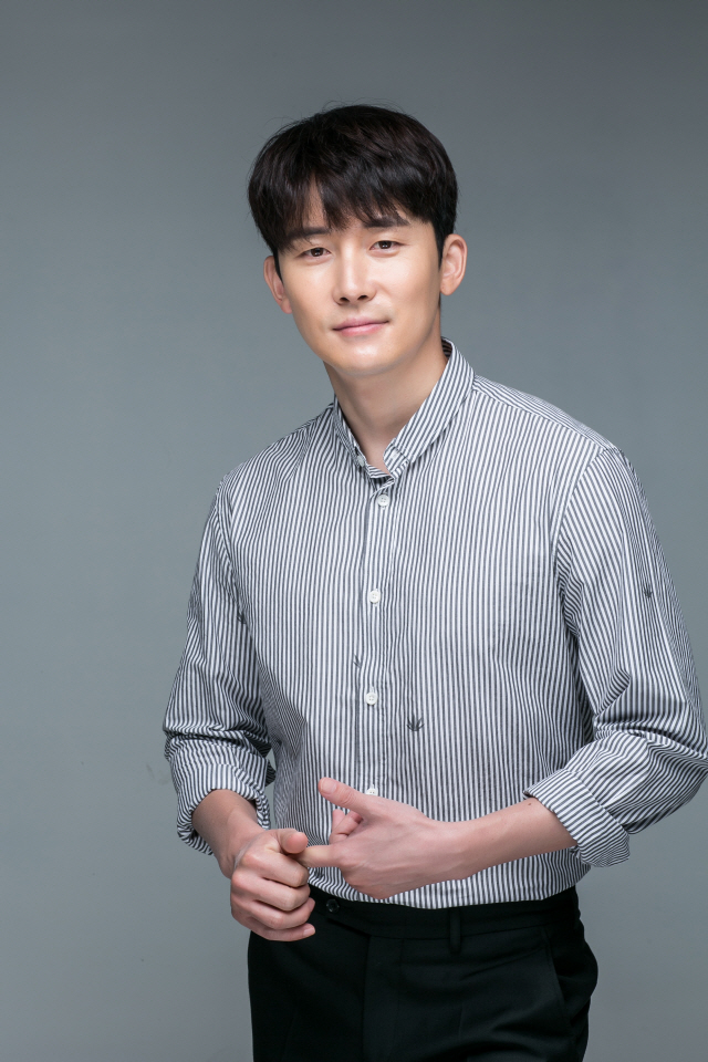 [SPO★톡]김준한 "한살 위 한지민, 누나라고 부른다 하니 '야, 하지마'라고…"