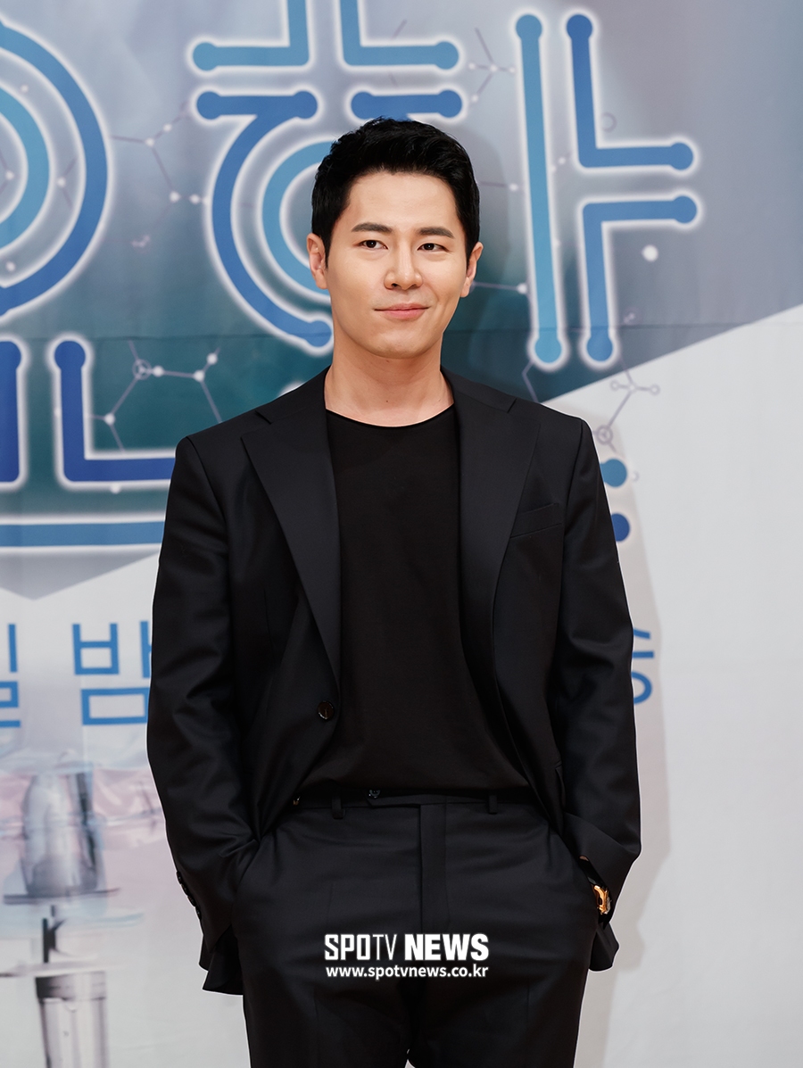[포토S] 이규형, 표정으로 역할 설명