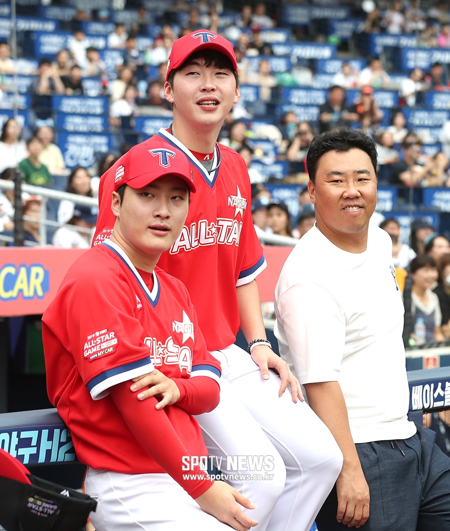 [포토S] 올스타전 찾은 이범호