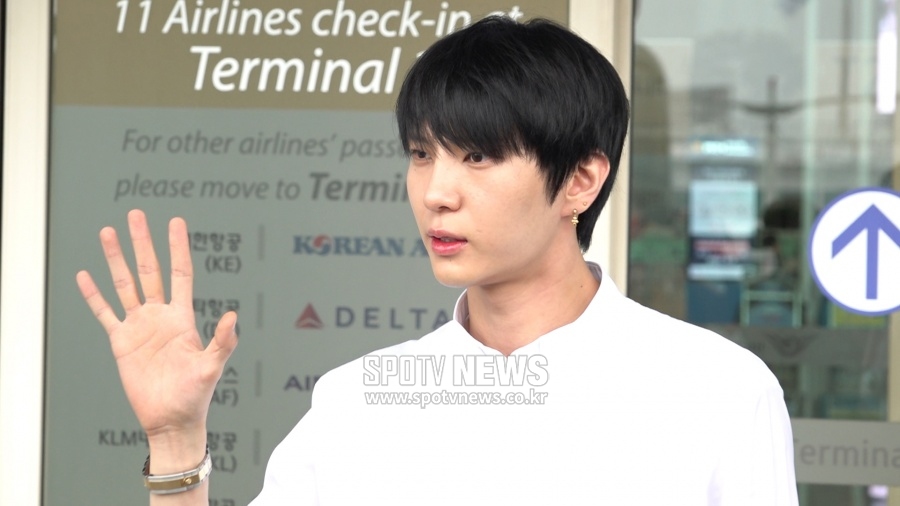 빅스(VIXX) 레오, 섹시 그 자체 [공항패션]