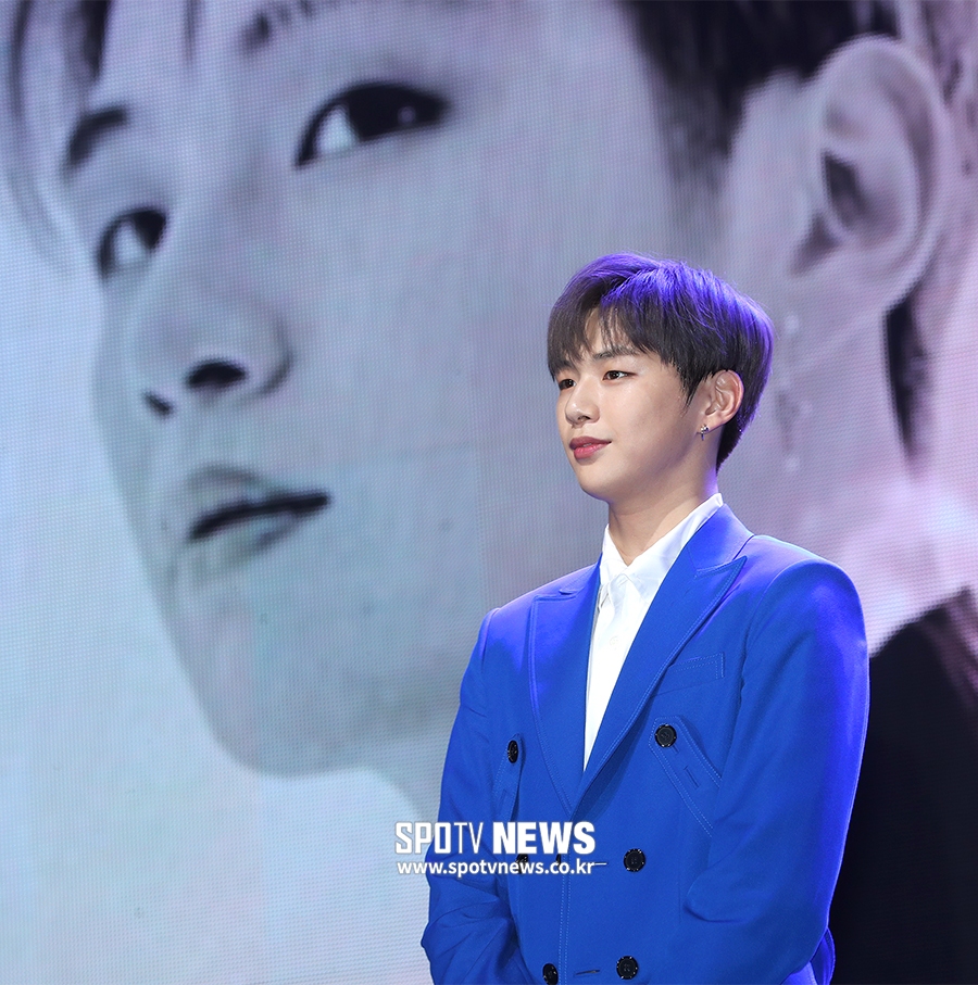[포토S] 강다니엘, 국민 센터의 귀환